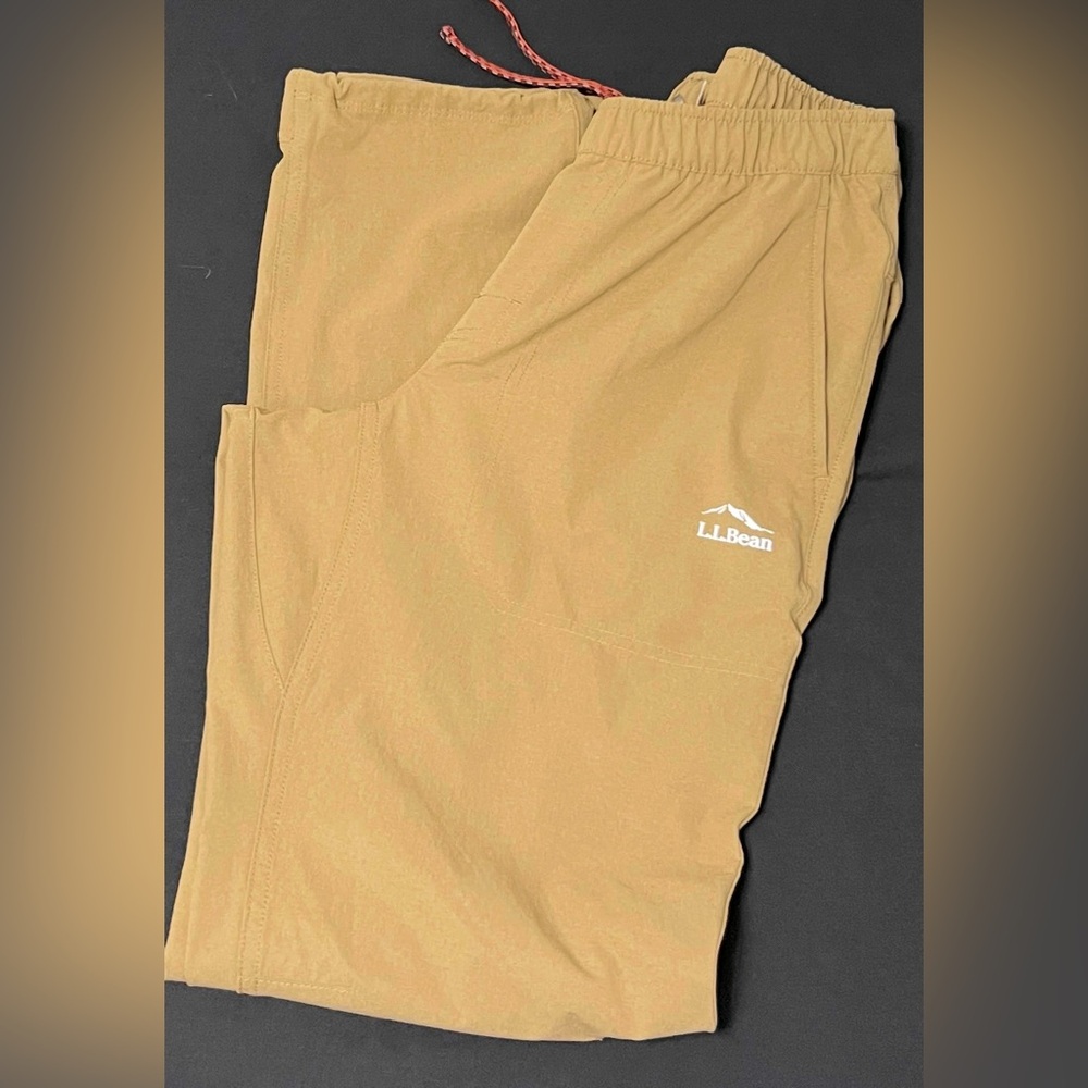 L.L.Bean Men’s Comfort Hiking Trail Pants – Tan (Small Regular)